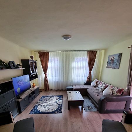 הוילה בראשוב Roca House מראה חיצוני תמונה