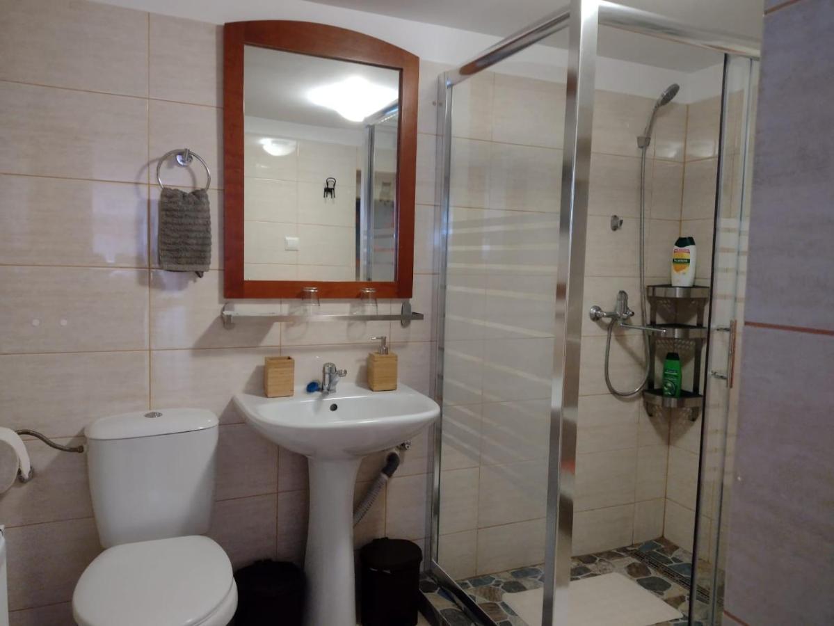 הוילה בראשוב Roca House מראה חיצוני תמונה
